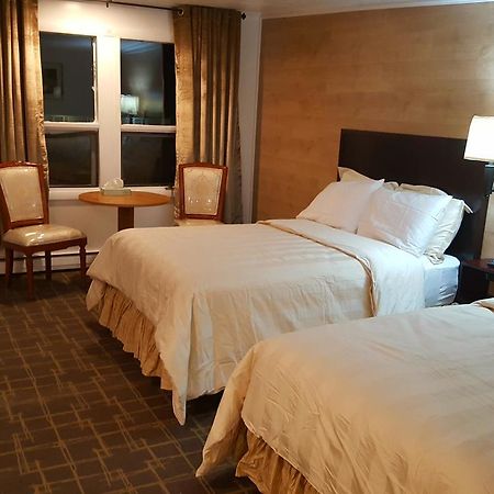 Stucco Lodge Bangor Bagian luar foto