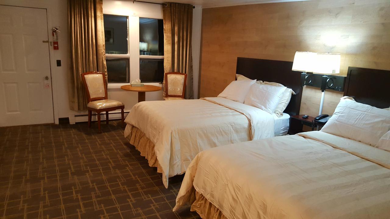 Stucco Lodge Bangor Bagian luar foto